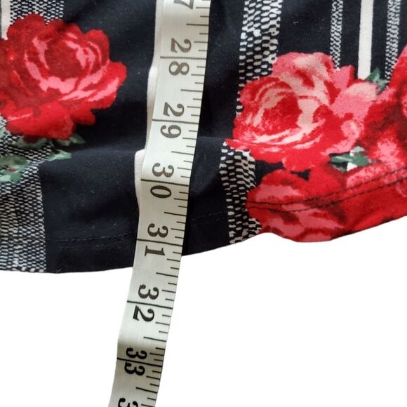 Black & white with red roses bodycon S - Picture 4 of 5